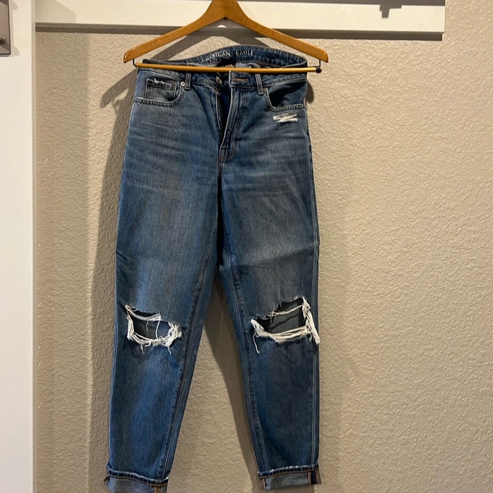 American Eagle distressed mom Jean